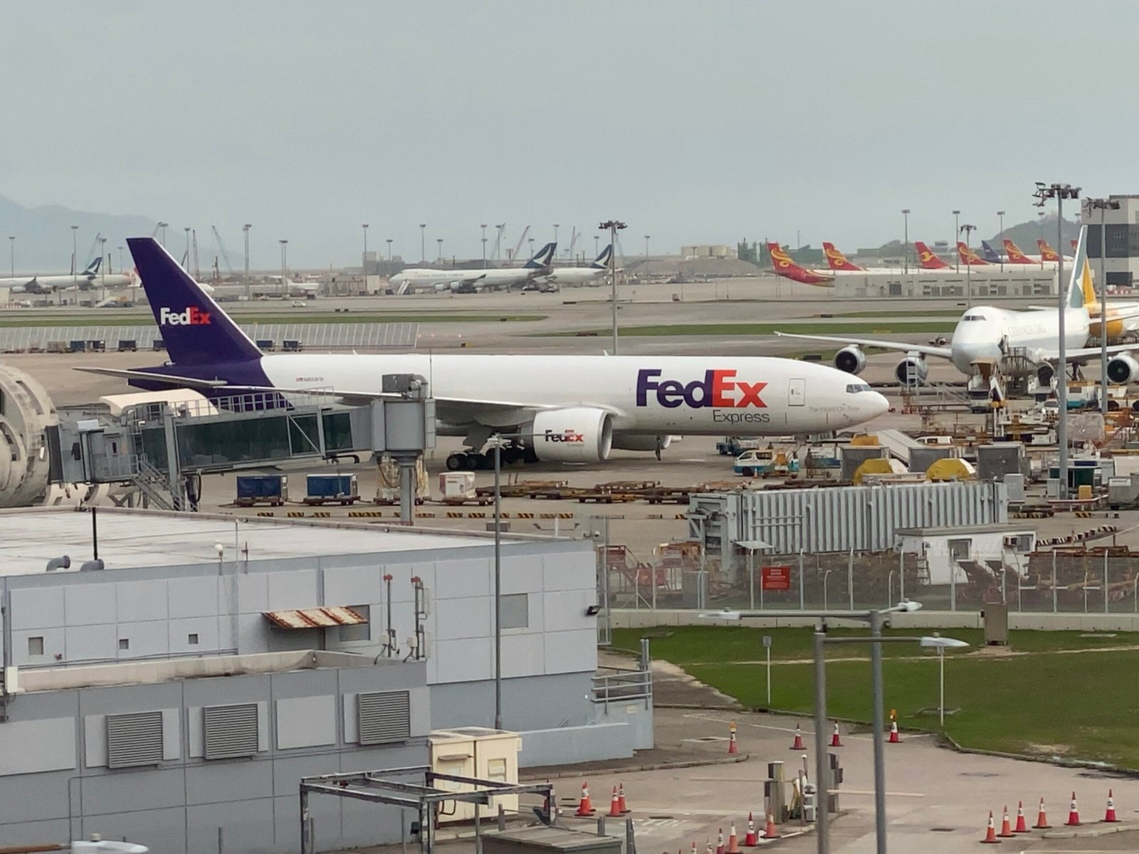 FedEx Cargo Plane